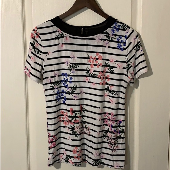 Tommy Hilfiger top - Picture 2 of 4